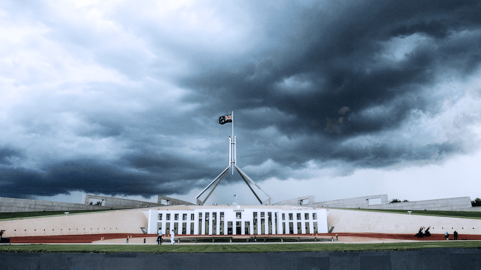 Australian politics needs a competition regulator – and the PM’s control over MPs’ staffing levels must be abolished